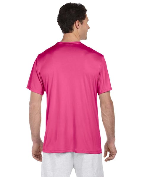 Hanes 4820 Adulto Cool DRI con camiseta FreshIQ