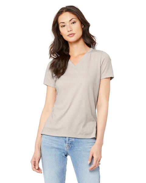 Bella + Canvas 6405 Playera relajada con cuello en V para mujer