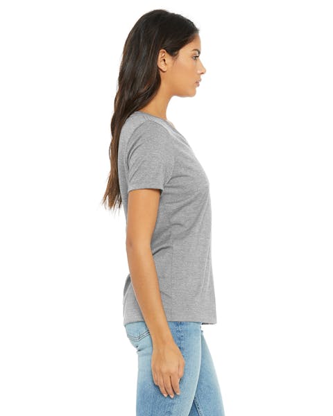 Bella + Canvas 6405 Playera relajada con cuello en V para mujer