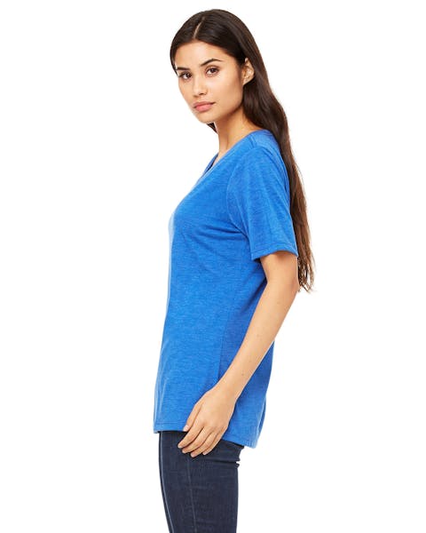 Bella + Canvas 6405 Playera relajada con cuello en V para mujer