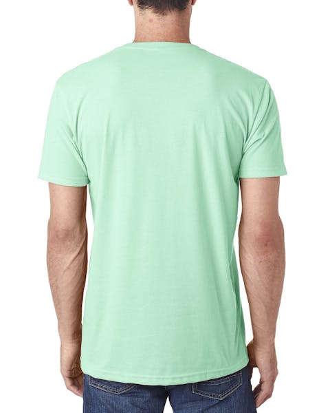 Next Level 6440 Camiseta de cuello en V de ante para hombre