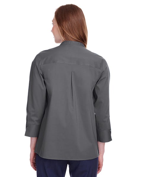 Devon &amp; Jones DG560W Blusa de manga 3/4 de paño fino elástico para mujer Crown Collection