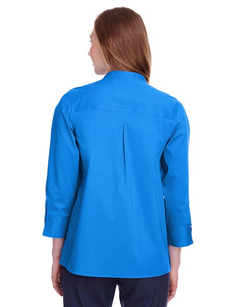 Devon & Jones DG560W Ladies' Crown  Collection Stretch Broadcloth 3/4 Sleeve Blouse