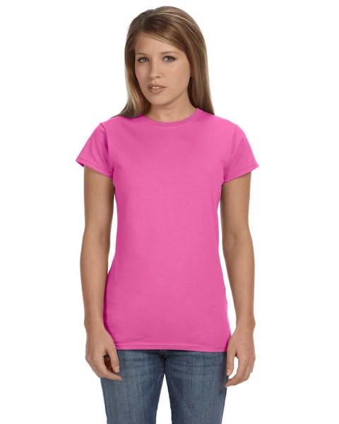 Gildan G640L Ladies' Softstyle 4.5 oz Camiseta entallada